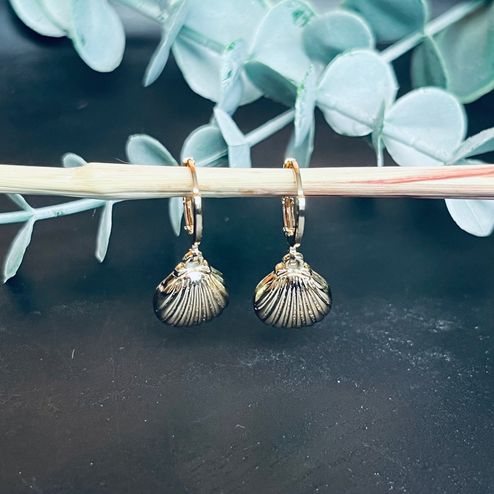 Seashell Huggie Hoop Earrings | 14k‎ Rose Gold Plated | Boho Ocean Mermaid